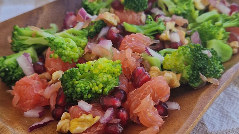 Broccoli and Grapefruit Salad