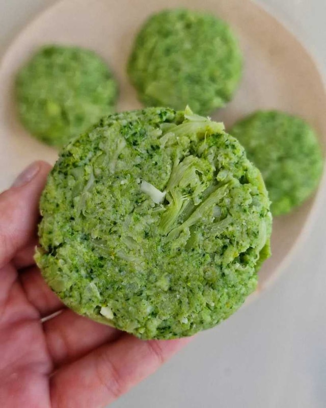 Broccoli Cheese Patties