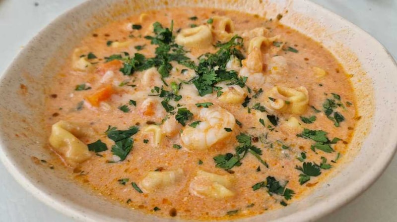 Cheese Tortellini Soup with Shrimp