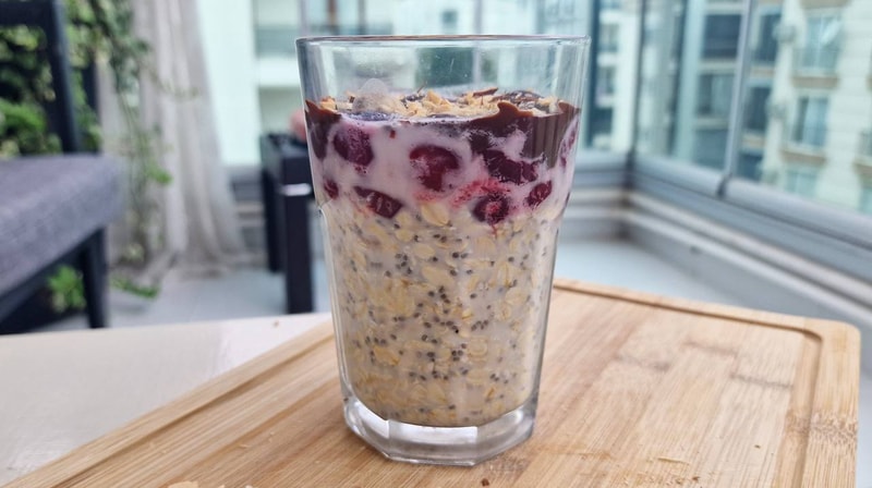 Cherry Overnight Oats