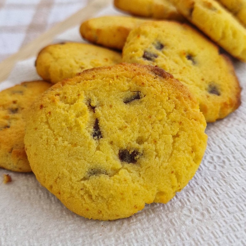 Coconut Flour Chocolate Chip Cookies