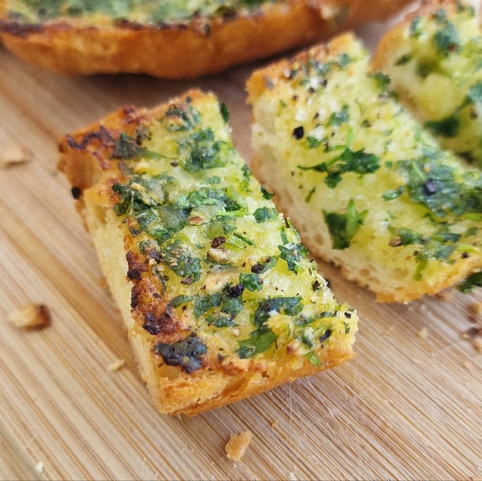 Crispy Garlic Bread