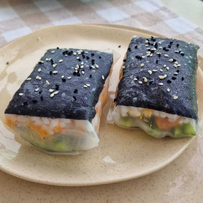 Crispy Rice Paper Sushi Rolls with Salmon, Nori and avocado recipe