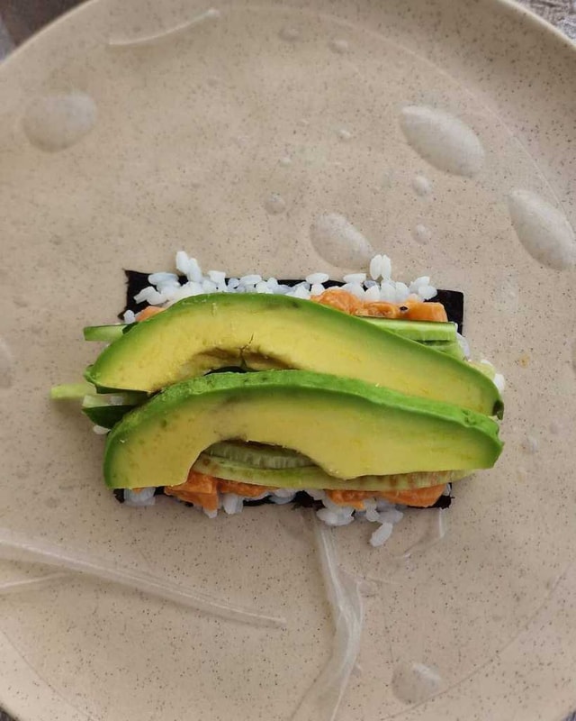 Crispy Rice Paper Sushi Rolls with Salmon and avocado recipe