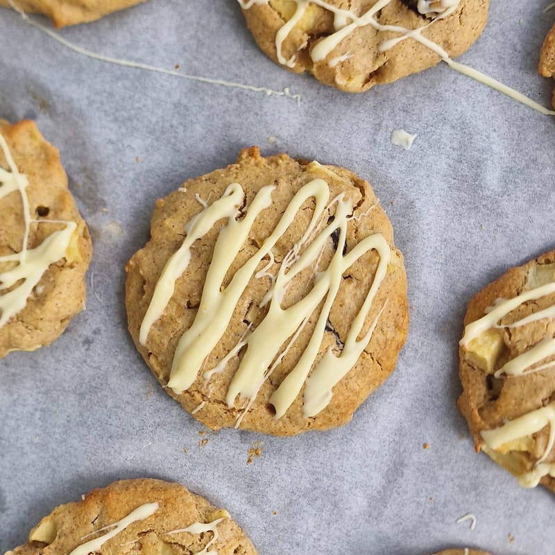 Healthy Apple Cinnamon Cookies