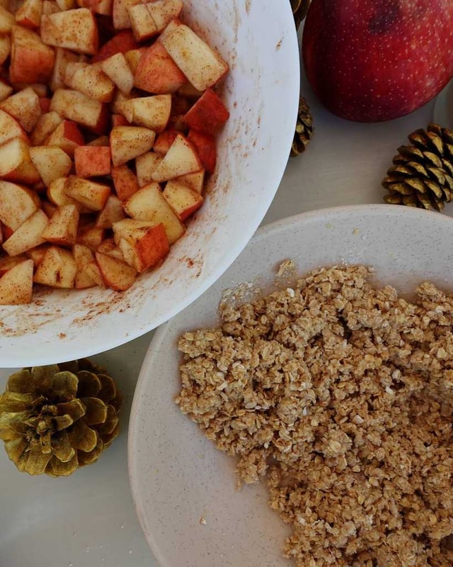 making Healthy Apple Crumble