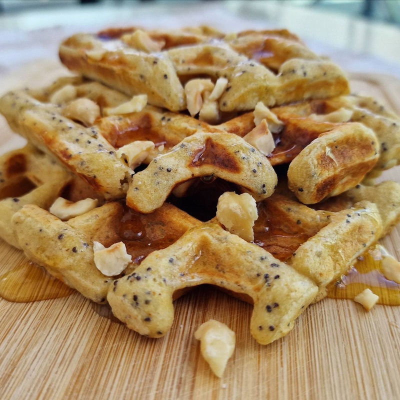 Healthy Lemon Poppy Seed Waffles