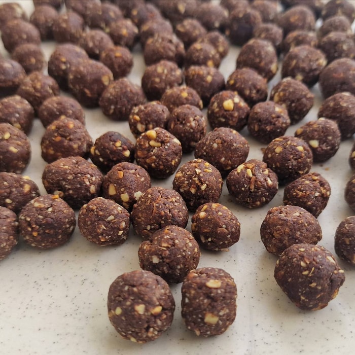 Homemade Chocolate Cereal Balls