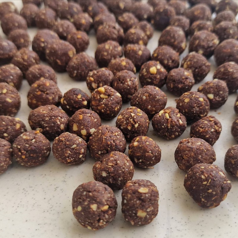 Homemade Chocolate Cereal Balls
