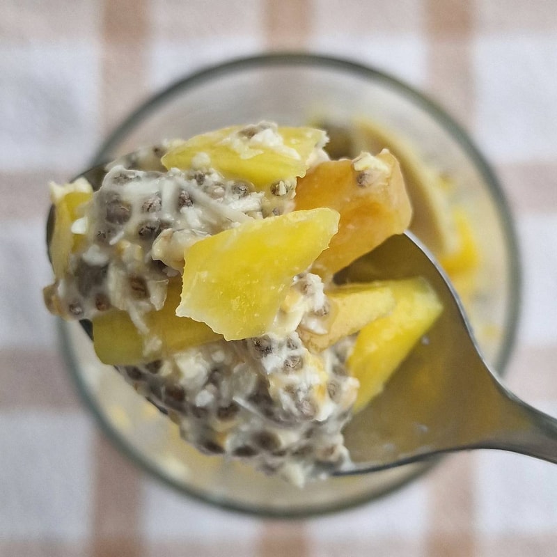 Mango Overnight Oats