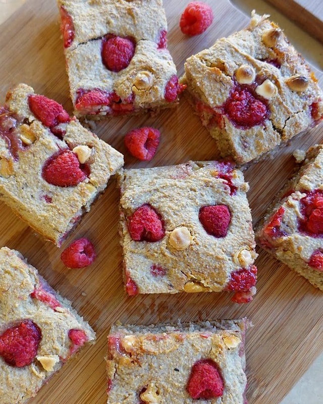 Oatmeal Raspberry Banana Bars