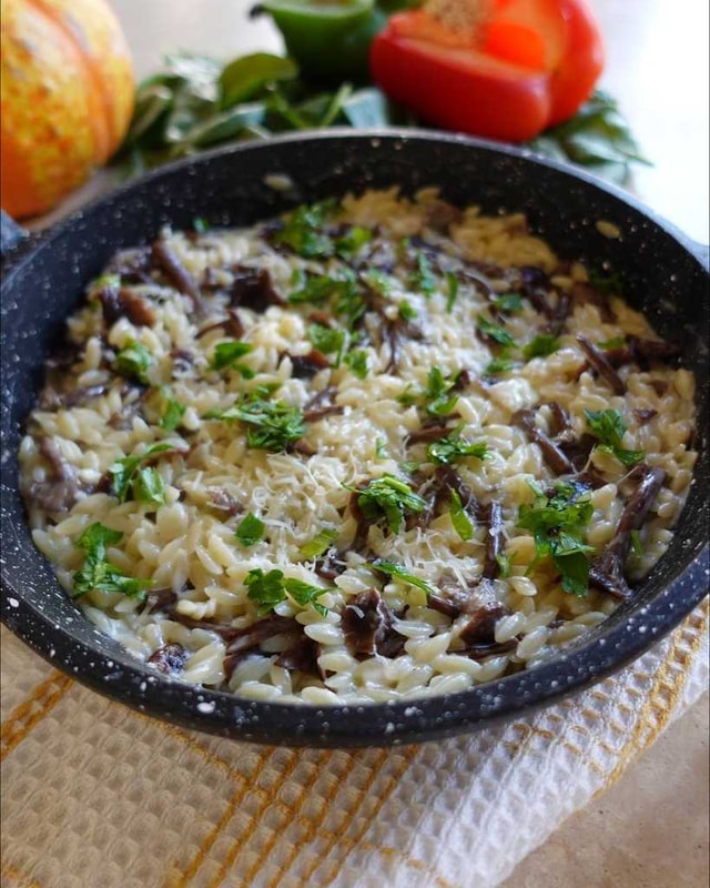 One-pot Creamy Mushroom Orzo