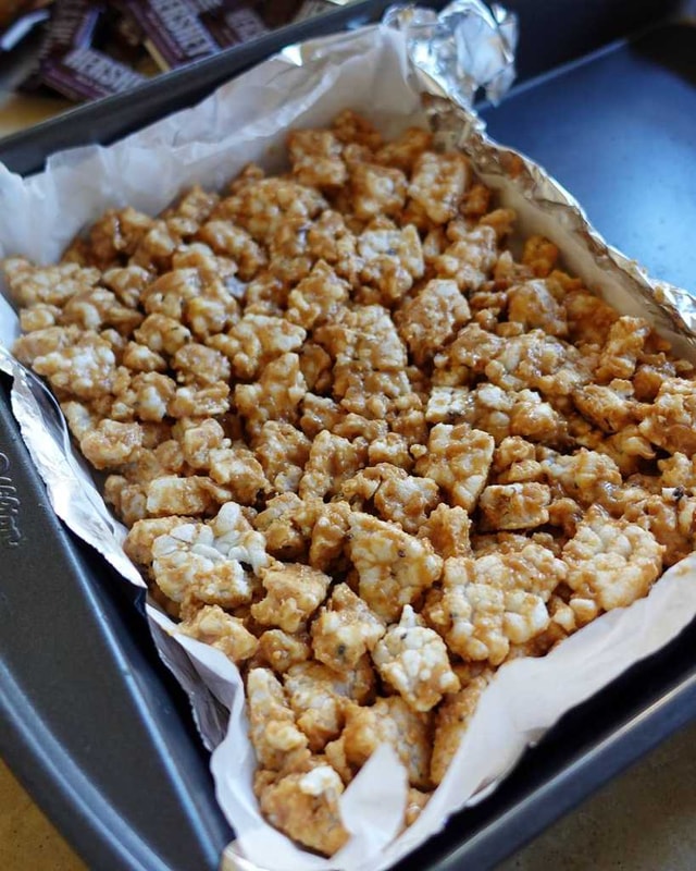 Peanut Butter Rice Cake Bar