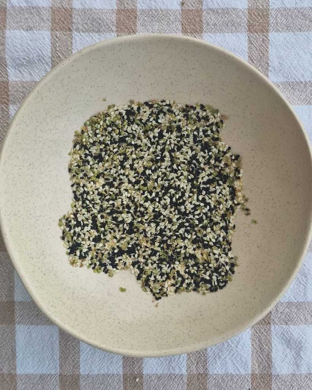 sesame seeds for seared tuna steak recipe