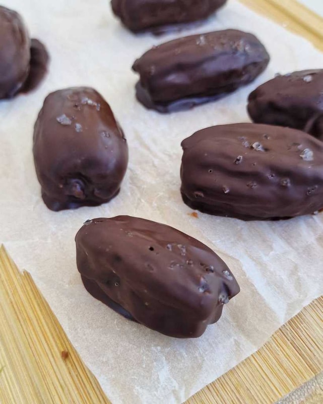 Snickers Stuffed Dates