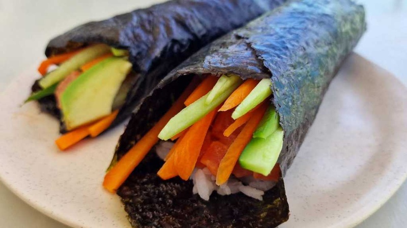 Spicy tuna hand roll recipe