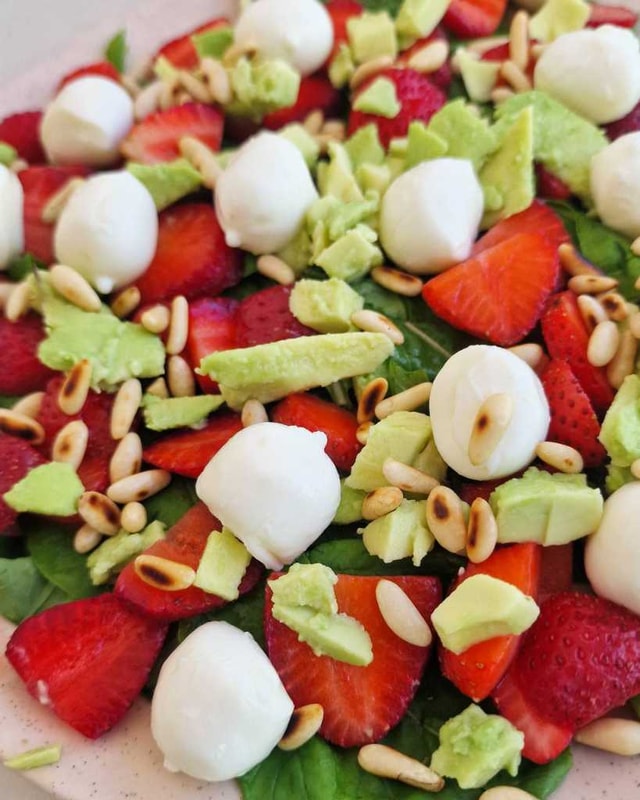 Strawberry Avocado Mozzarella