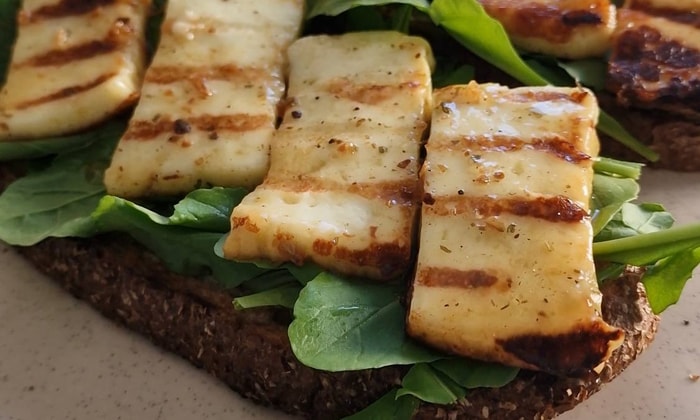 Toast with Honey Glazed Halloumi Cheese