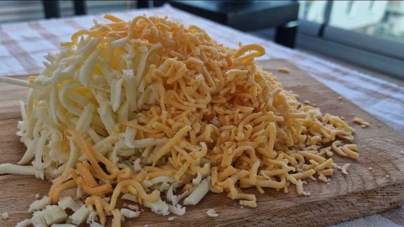 Mozzarella and cheddar cheese