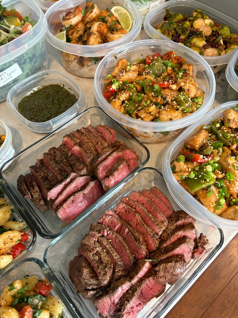 Gourmet Small-Batch Meal Prep: Rosemary Filet & Vibrant Seasonal Sides