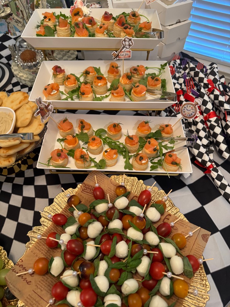 Birthday Party: Kids Table with Healthy Options